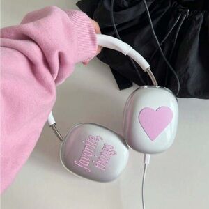 Simple Letter And Heart Printed Headphone Protective Sleeve